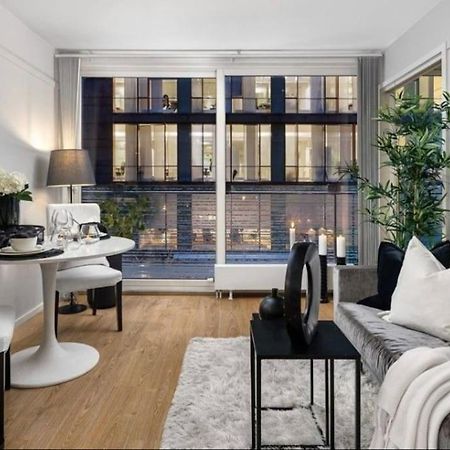 Appartamento Aker Brygge - Sjoside Hjem - Sentral Beliggenhet Oslo Esterno foto